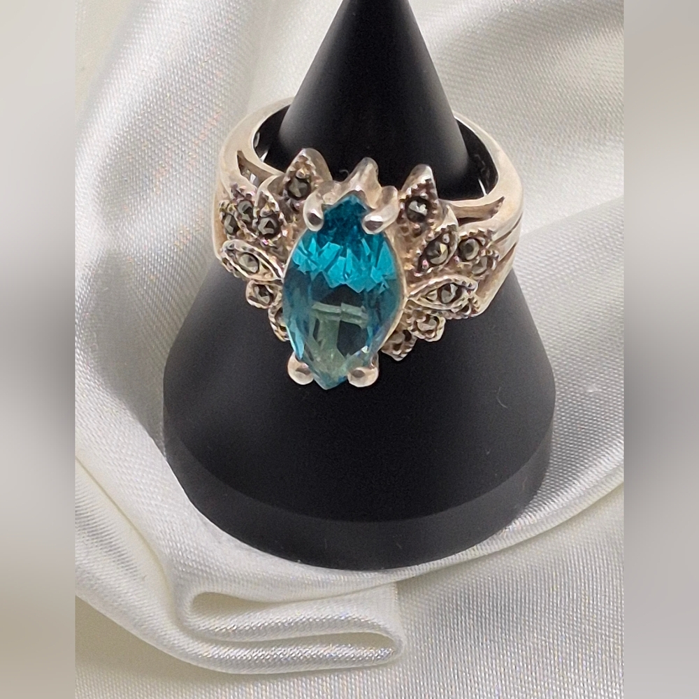 Elegant Sterling Silver, Marcasites, Blue Stone Ring!  Size...almost 7